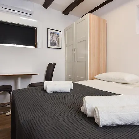 Gostinjska kuća Old Town Pula