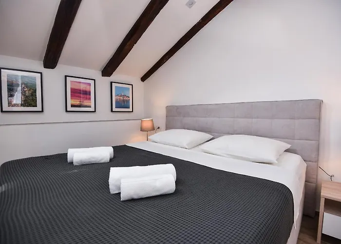 게스트하우스 Old Town 3*