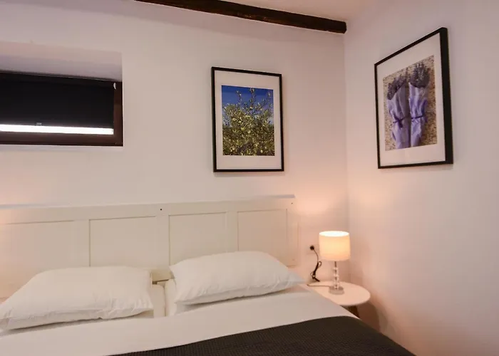 게스트하우스 Old Town 풀라