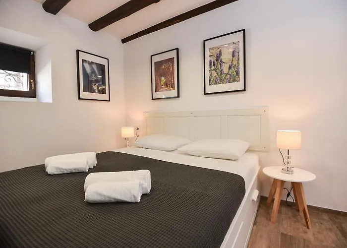 게스트하우스 Old Town 풀라