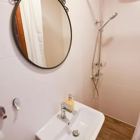 Old Town Pensionat 2*