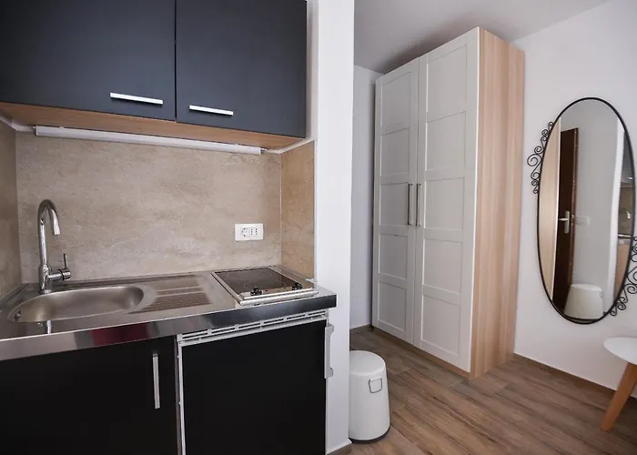 Old Town Gostinjska kuća 3*